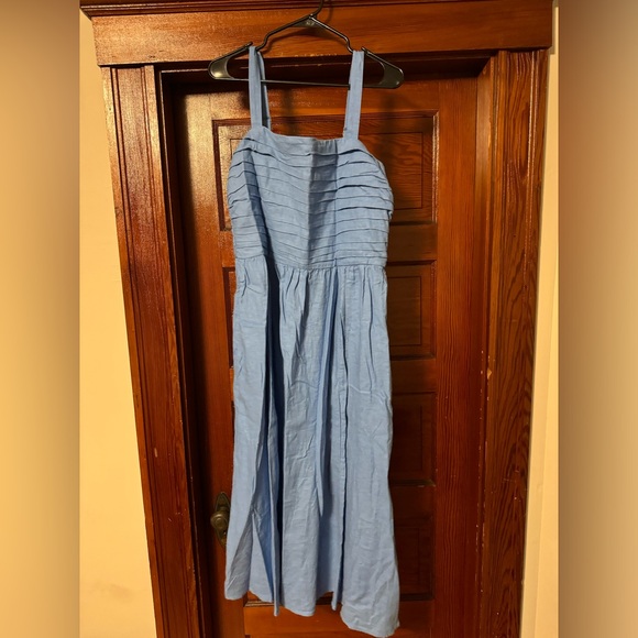 Abercrombie Linen Dress! - Picture 3 of 3